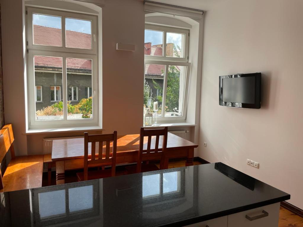 Uroczy Apartament 97M2 W Samym Centrum Wroclawia Екстер'єр фото